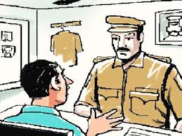 WHAT TO DO IF THE POLICE OFFICER IS NOT REGISTERING  AN FIR